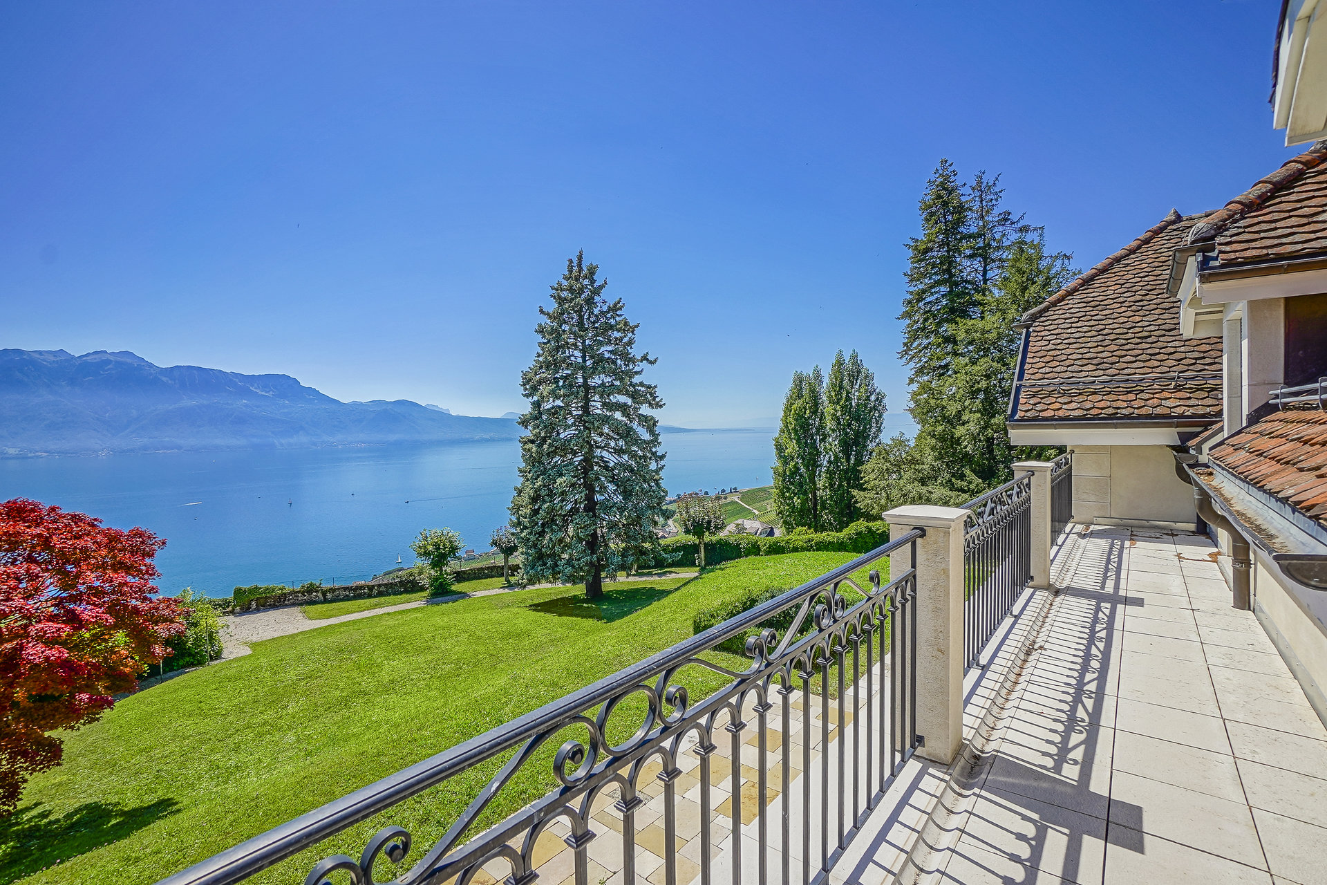 Premium House Breathtaking panoramic lake and mountain views UNESCO, coming soon bedrooms in Chexbres, Lavaux-Oron