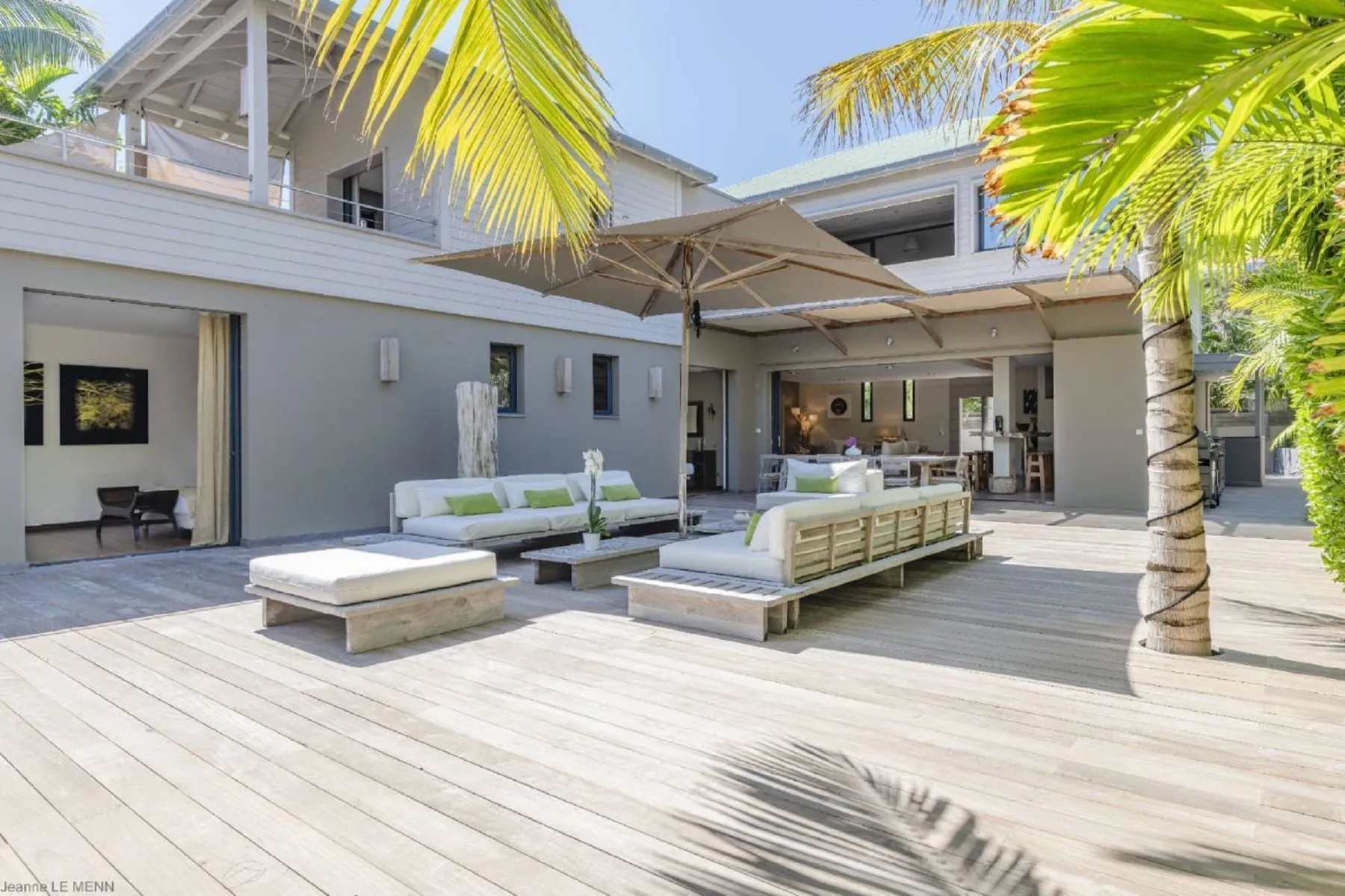 Modern Villa K Beachfront with infinity-zero-edge pool, 4 bedrooms in Anse Des Cayes - St Barth