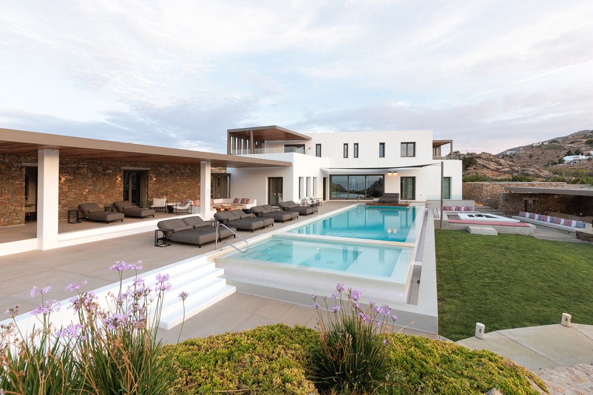 Luxury Villa Alegria Sea View with 120m2 Infinity pool, 7 bedrooms in Mykonos